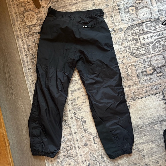 Vintage The North Face Goretex Mountain Light Ski Winter Pants size M in black - Picture 6 of 8